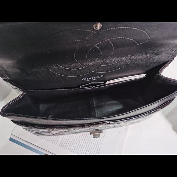 CHANEL Patent Quilted 2.55 Reissue 227 Flap - Picture 11 of 12